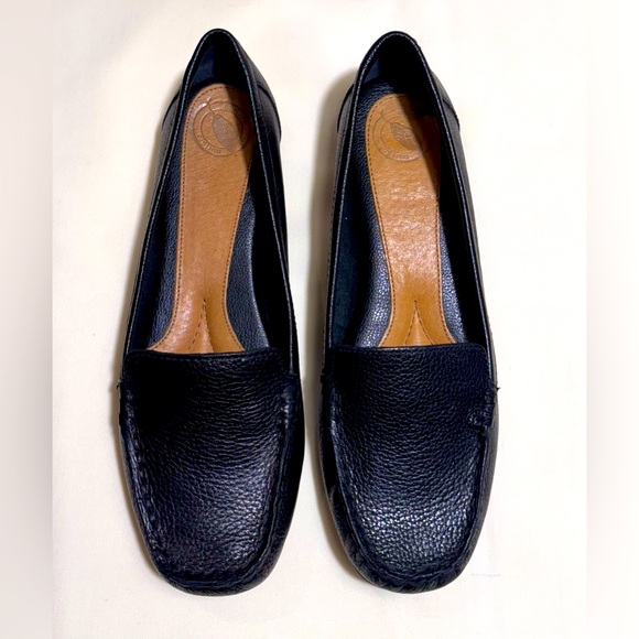 Nurture by Lamaze Shoes - Nurture Tiffany’s Classic Black Leather Loafers, Size 8